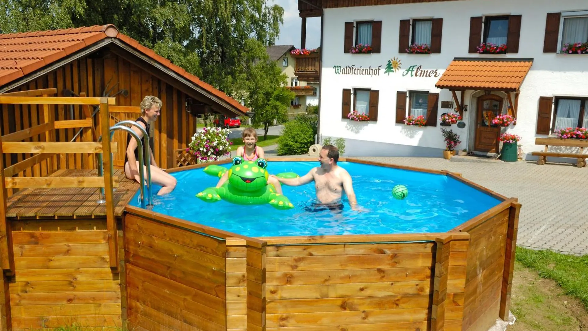 Farm stay Almerhof - Waldferienhof Almer Zwiesel