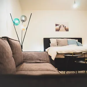 https://tempments.find-berlin-hotels.com